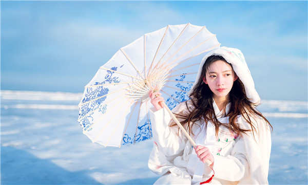 石龙试管代怀生子多少钱一个？助孕之路的费用分析与方案选择